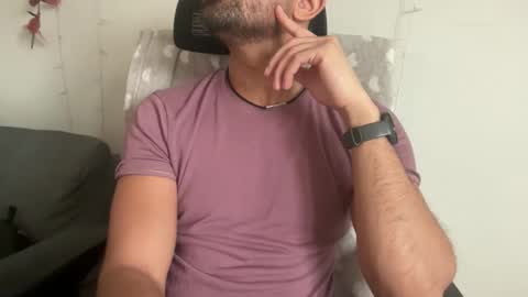 melloddd online show from February 2026 12:11:01 PM