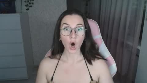 mellonmayre online show from February 2026 07:40:01 PM