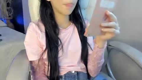 Mel  online show from August 2026 04:36:02 AM