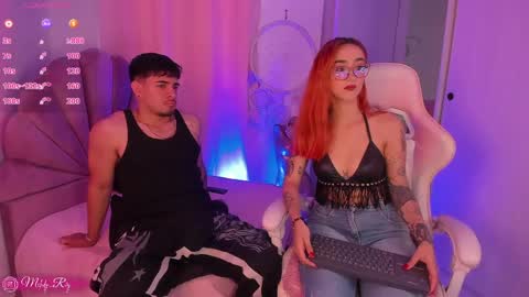 Snapshot of melodie_roy chatting on June 2026 09:06:02 PM Melodie Roy 999 online show from June 2026 09:06:02 PM