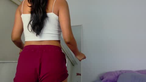 Snapshot of melody24_ chatting on January 2025 08:26:02 PM melody24_ online show from January 2025 08:26:02 PM