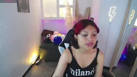 Snapshot of melody701583as chatting on June 2026 01:45:02 PM melody701583as online show from June 2026 01:45:02 PM