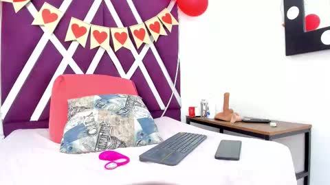 Snapshot of melody_campbell chatting on February 2026 01:07:02 PM melody_campbell online show from February 2026 01:07:02 PM