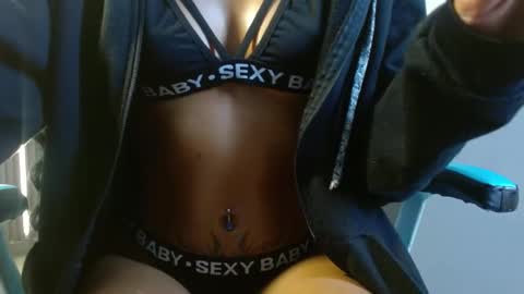 melody_mercy online show from December 2024 03:43:02 PM