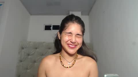 melody phillips online show from October 2025 09:51:01 AM