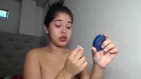 melody phillips online show from December 2025 02:02:02 PM