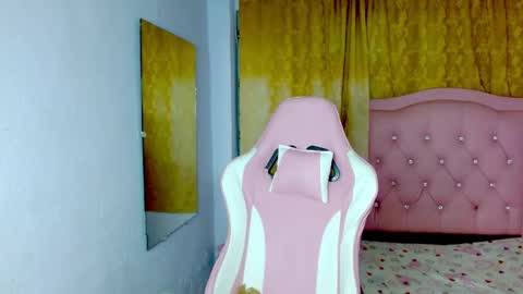 Snapshot of melody_tarly chatting on May 2026 07:28:02 AM melody_tarly online show from May 2026 07:28:02 AM