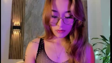 Snapshot of melodylanee chatting on December 2025 11:06:02 AM melodylanee online show from December 2025 11:06:02 AM