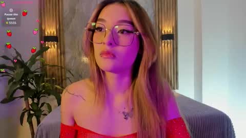 Snapshot of melodylanee chatting on January 2026 11:03:02 AM melodylanee online show from January 2026 11:03:02 AM