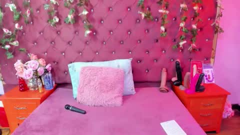 Melodysmithass online show from October 2025 02:33:01 AM