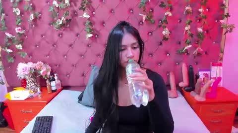 Melodysmithass online show from November 2025 02:12:02 AM