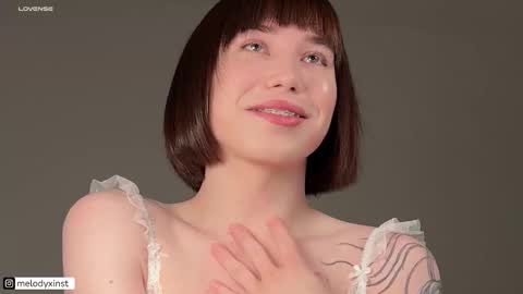 Melody 3 -   online show from December 2025 07:48:02 AM