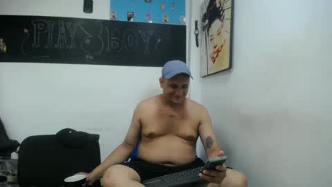 meloncillo_and_babyliss online show from March 2025 06:44:02 PM