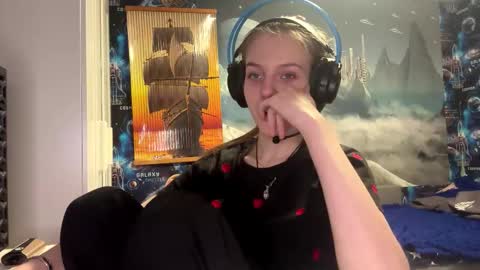 Snapshot of melonygriffen chatting on November 2025 05:25:02 PM Hi Im Aria 18 years old online show from November 2025 05:25:02 PM