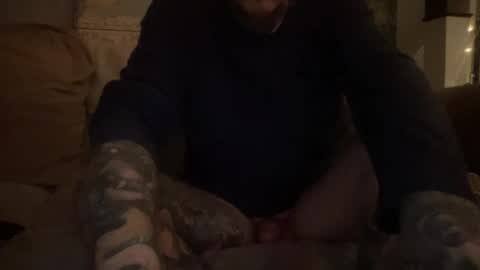 Snapshot of melt13 chatting on January 2025 01:42:02 AM melt13 online show from January 2025 01:42:02 AM