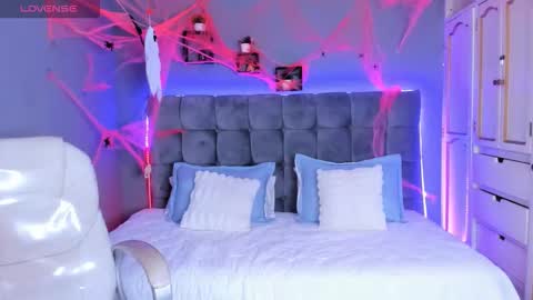 MELY online show from October 2025 08:09:02 PM