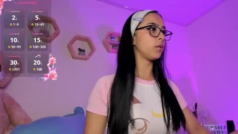 Snapshot of mencia_sharmaa chatting on February 2025 03:52:02 AM Menca of your love online show from February 2025 03:52:02 AM