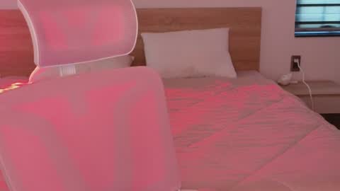 Mencialo online show from April 2026 12:16:01 AM