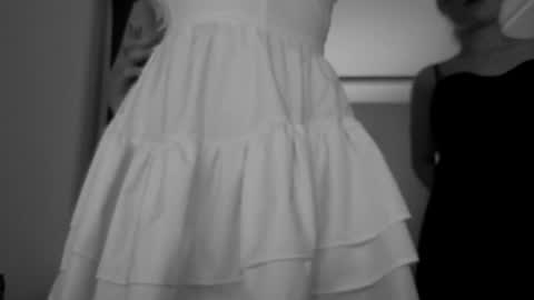Mencialo online show from May 2026 11:23:04 PM