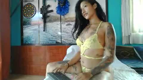 Snapshot of menesis888moon chatting on October 2025 08:59:02 PM menesis888moon online show from October 2025 08:59:02 PM