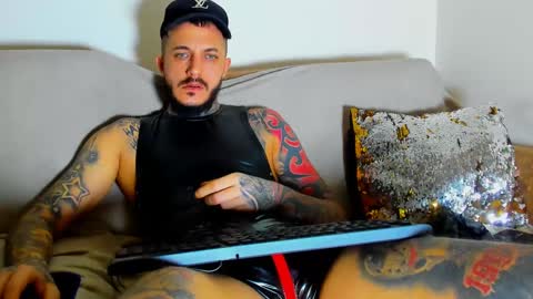 Snapshot of mentoxxl chatting on January 2025 04:32:02 PM Fallow my ONLYFANS for xxx daily online show from January 2025 04:32:02 PM