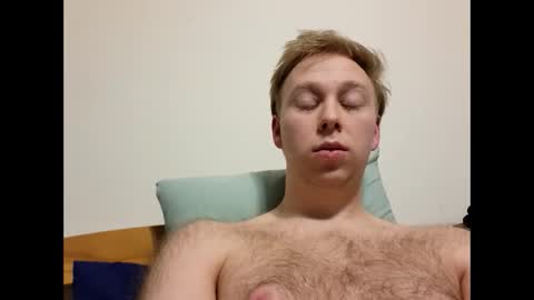 meow732 online show from December 2025 01:23:01 AM