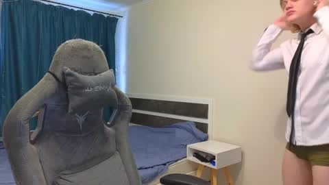 Mickey online show from March 2025 03:51:02 AM