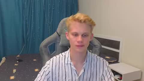 Mickey online show from October 2025 10:51:02 PM