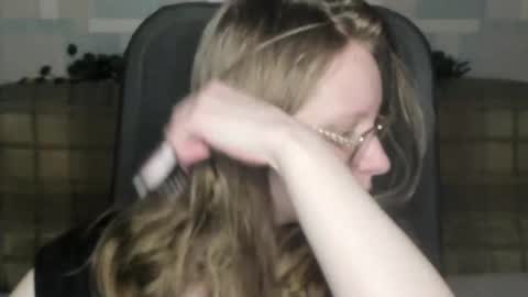 meowcr online show from March 2026 09:50:01 PM