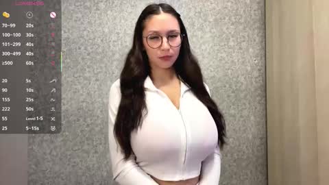 Snapshot of meowgirlye chatting on February 2026 11:08:01 AM Mona online show from February 2026 11:08:01 AM