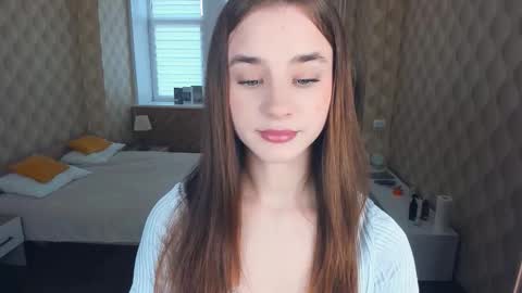 Snapshot of meoww_meows chatting on October 2025 08:22:01 AM Julie online show from October 2025 08:22:01 AM