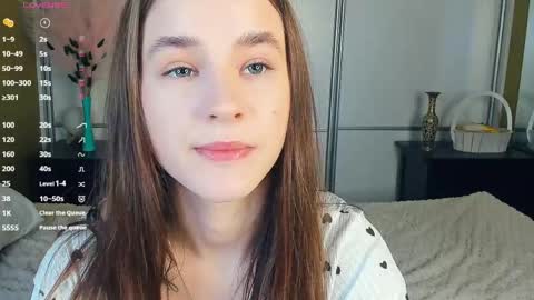 Julie online show from April 2026 06:16:01 AM