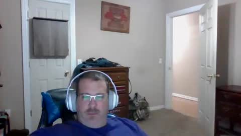 mercer1977 online show from October 2025 05:41:02 PM