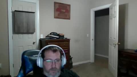 mercer1977 online show from May 2026 12:45:02 PM
