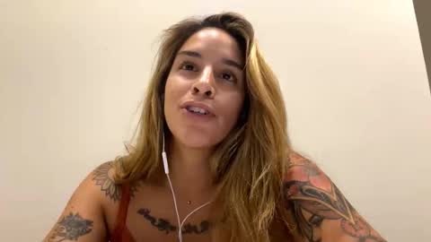 Snapshot of mercynarez chatting on March 2026 01:06:01 PM mercynarez online show from March 2026 01:06:01 PM