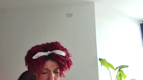 Miss Freckles online show from April 2026 02:56:01 PM