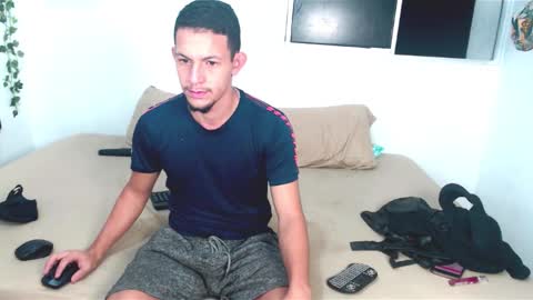 Snapshot of meridandwither chatting on November 2025 09:53:02 AM MeridandWither online show from November 2025 09:53:02 AM