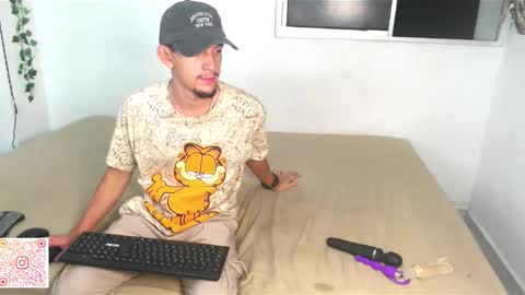 Snapshot of meridandwither chatting on November 2025 12:00:01 AM MeridandWither online show from November 2025 12:00:01 AM