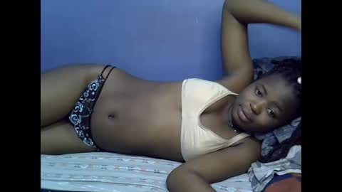 merlin_queen online show from November 2025 07:18:02 AM