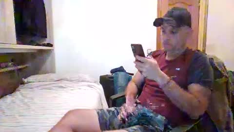 Snapshot of merlinval chatting on February 2025 08:03:01 AM Merlin online show from February 2025 08:03:01 AM