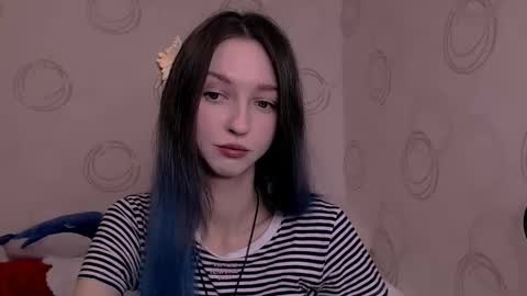 Snapshot of mermaidvibestides chatting on November 2025 09:24:01 PM mermaidvibestides online show from November 2025 09:24:01 PM