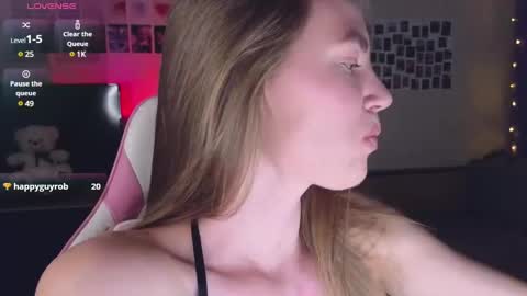 Susan online show from January 2025 06:02:01 PM