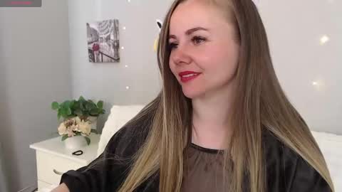 Snapshot of merycheris chatting on May 2026 02:11:02 PM Mery online show from May 2026 02:11:02 PM