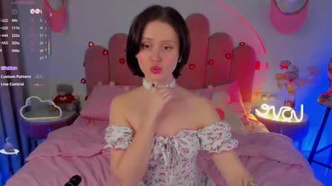 Anna online show from March 2025 09:31:02 AM