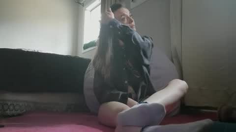 Snapshot of messyaftermidnight chatting on February 2026 10:28:01 PM Dainty online show from February 2026 10:28:01 PM