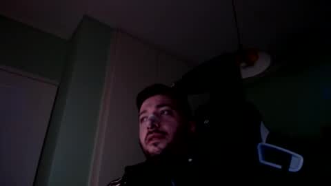 Snapshot of metalic18 chatting on December 2024 03:58:01 PM FunnyTimeHere online show from December 2024 03:58:01 PM