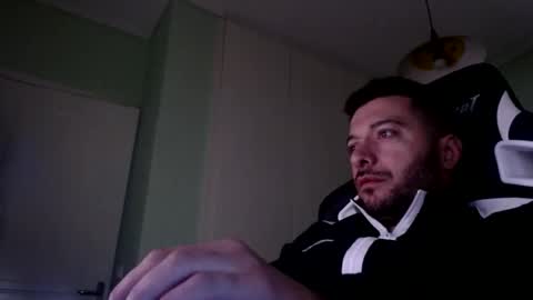 Snapshot of metalic18 chatting on October 2025 05:39:01 AM FunnyTimeHere online show from October 2025 05:39:01 AM