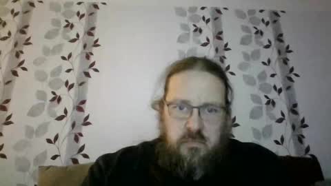 Snapshot of metallbuddy chatting on December 2024 07:54:01 PM ask me online show from December 2024 07:54:01 PM