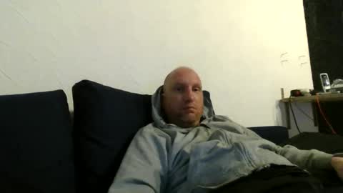 metaller123456 online show from March 2026 06:46:01 PM