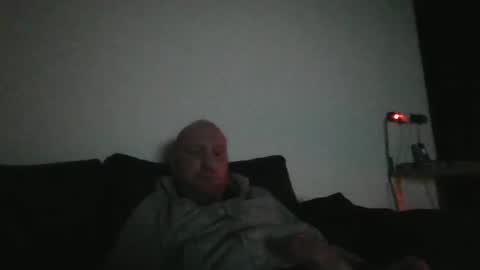 metaller123456 online show from April 2026 06:49:01 PM